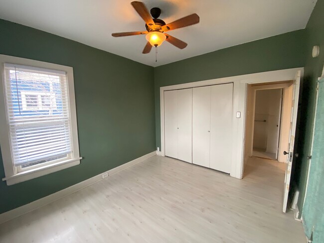 Building Photo - Bright & Spacious 2 bedroom Home