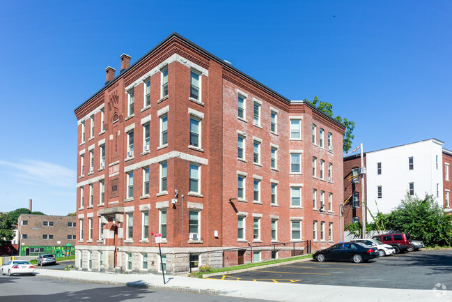 Primary Photo - 6 Jaques Ave