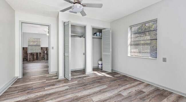 Building Photo - Newly Renovated 2 Bedroom, 2 Bath home on 1 acre near Downtown Live Oak