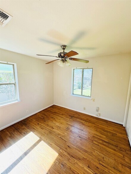 Building Photo - 3114 Healey Dr