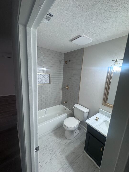 Building Photo - 2616 Arc Rd