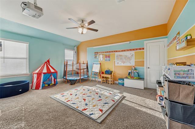 Building Photo - 10920 Canyon Mine Dr