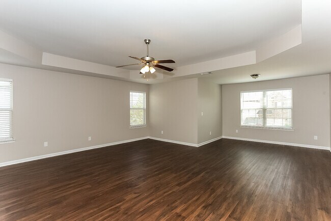 Building Photo - Beautiful 5-Bedroom Home in McDonough, GA