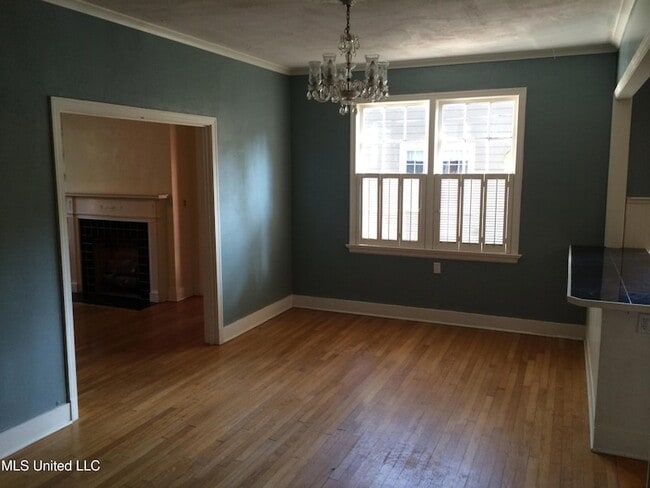 Building Photo - 4056 Redwing Ave