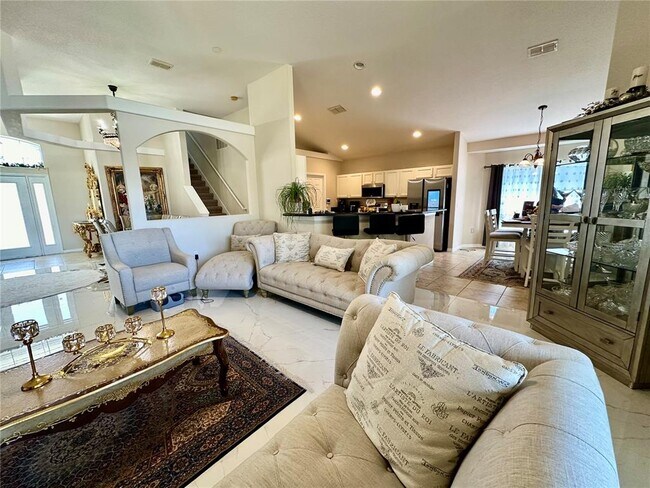 Building Photo - 1947 Fairway Loop