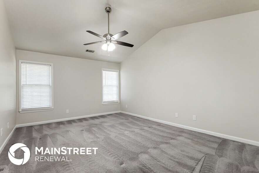 Building Photo - 3410 Poplar Ridge Dr