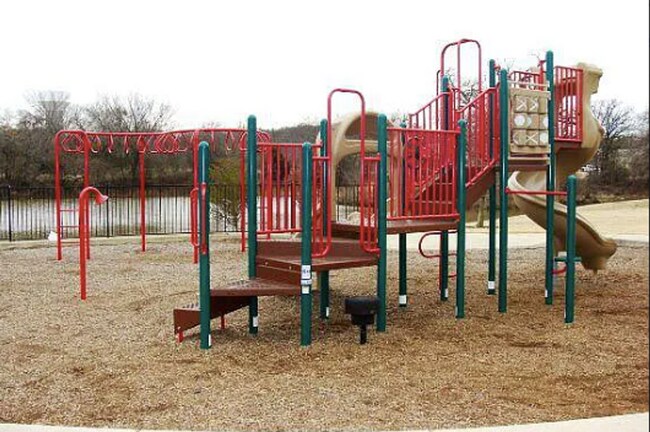 Building Photo - 1510-1512 Piedmont Drive