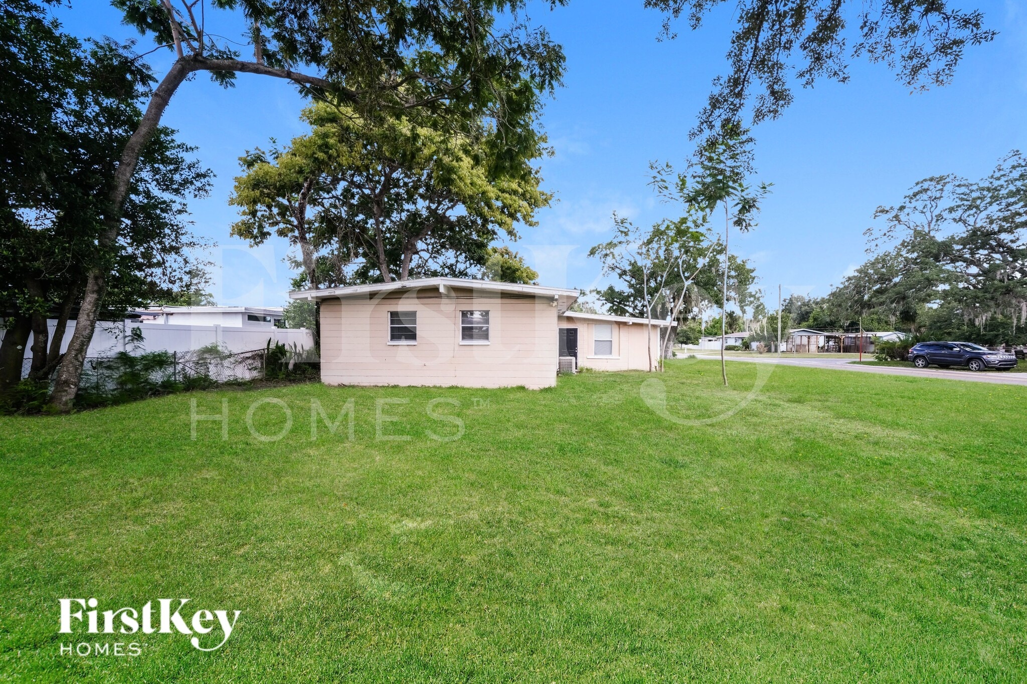 Building Photo - 1521 Heather Ave