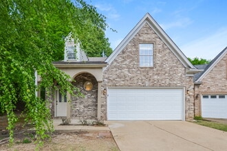 Building Photo - 944 Shorey Ln