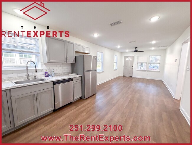 Building Photo - 1051 Lubel Ave