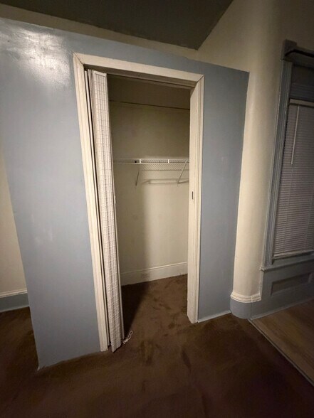 Building Photo - 126 Putnam St SW