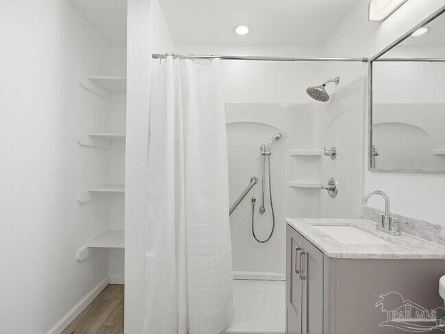 Building Photo - 4918 Lillian Hwy