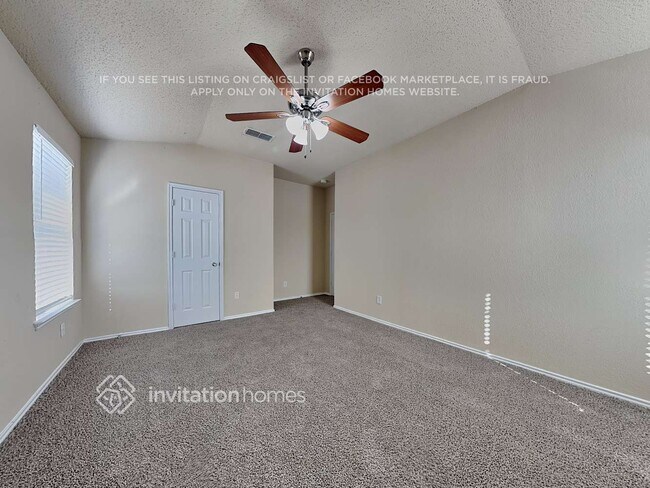 Building Photo - 2517 Buffalo Run