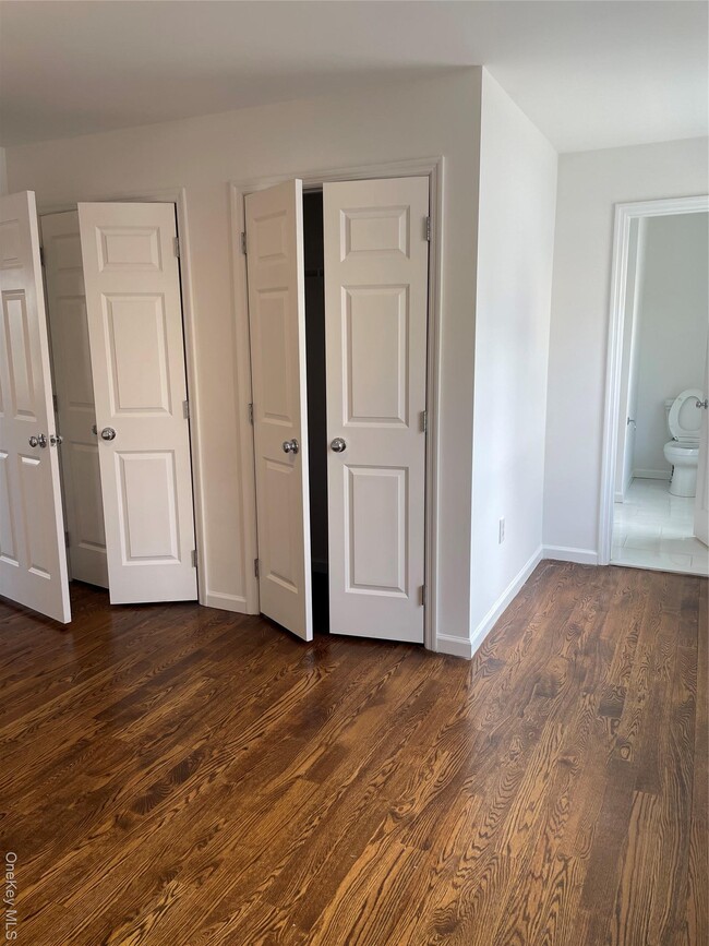 Building Photo - 62 Gibson Pl