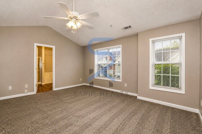 Building Photo - Peaceful Community Charm – 3BR Townhome in Avery Park