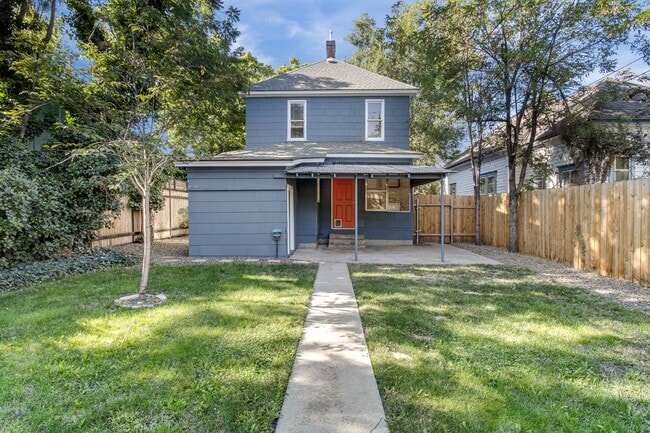 Building Photo - 510 S 14th St