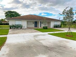 Building Photo - 10380 NW 10th Ave