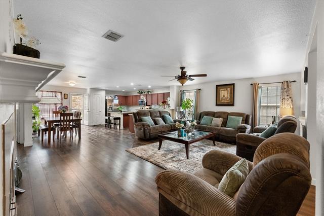 Building Photo - 1315 Foster St