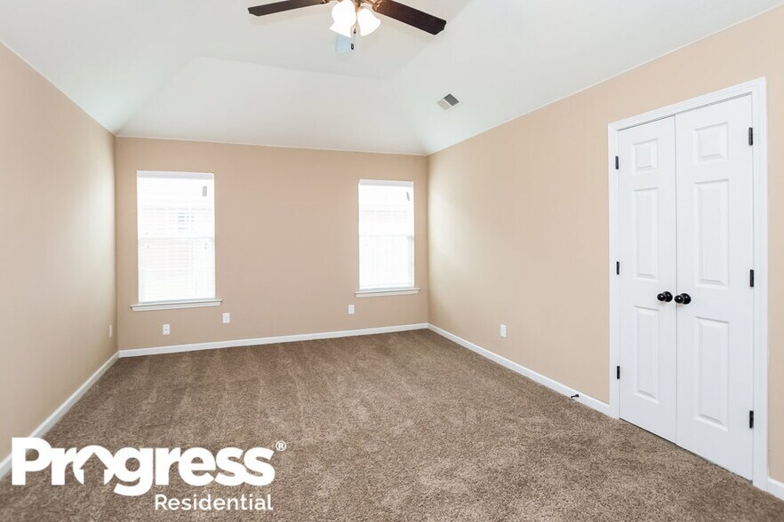 Building Photo - 9118 Gavin Dr