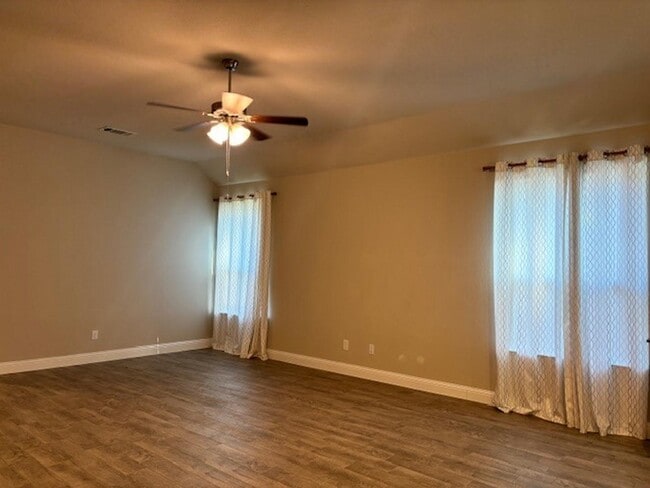 Building Photo - 1017 Greencove Dr