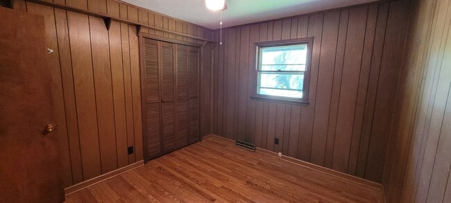 Building Photo - 203 Church Hollow Rd