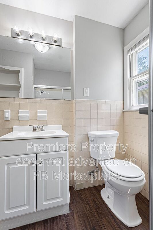 Building Photo - 1707 S Glenwood Ave