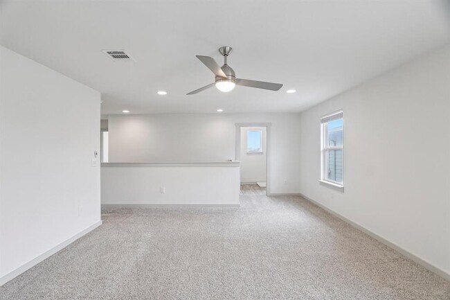 Building Photo - 8101 Linnie Ln