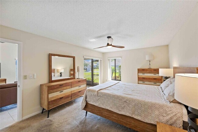 Building Photo - 5370 Myrtle Wood