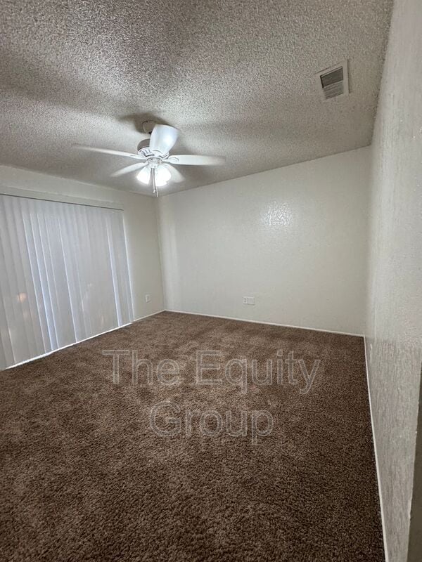 Building Photo - 3533 S County Center Dr