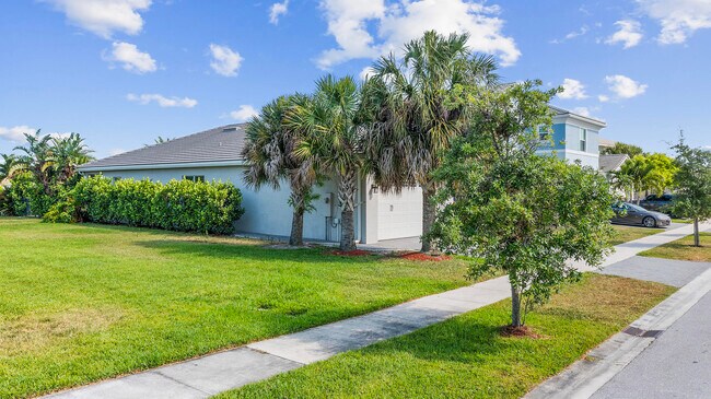 Building Photo - 5934 Buttonbush Dr