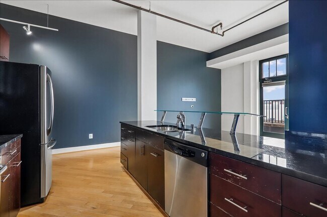Building Photo - Unbeatable location, Contemporary 1 BD 1.5 BA in Adams Morgan with PARKING, private balcony and R...