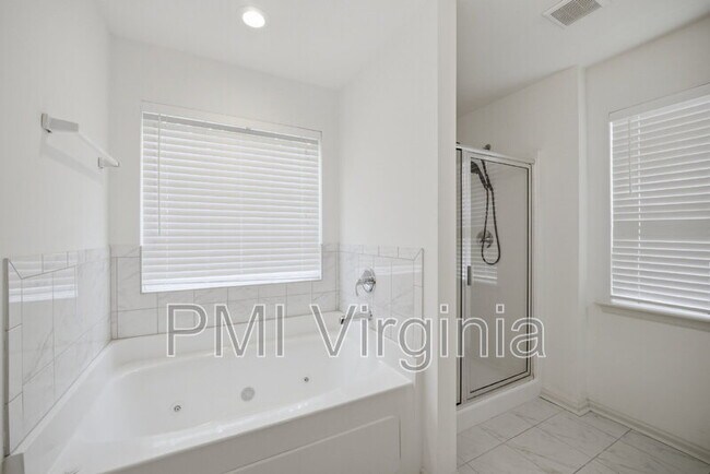 Building Photo - 1133 Madison Lynn Wy