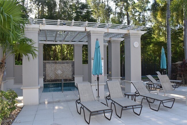 Building Photo - 23420 Alamanda Dr