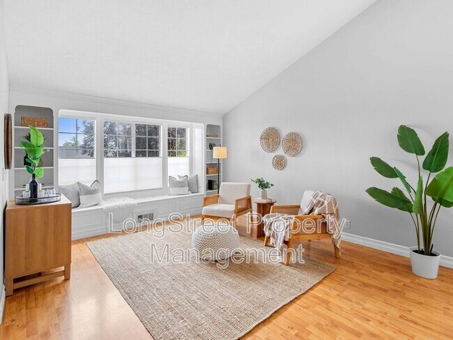 Building Photo - 15926 SW Hampshire Terrace