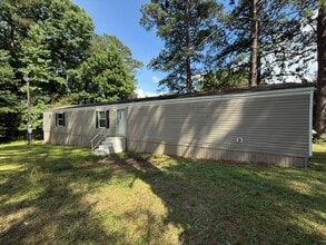 Building Photo - For Rent