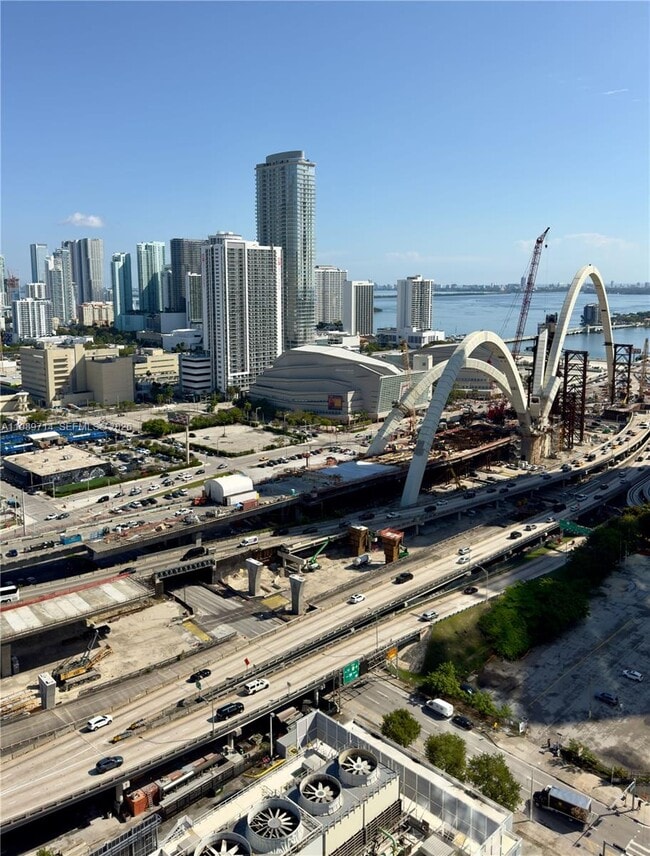 Building Photo - 20 NE 11th St