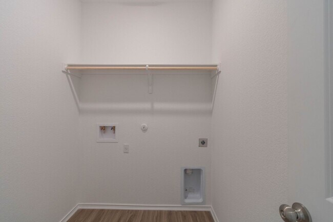 Building Photo - 3101 Windy Vane Dr
