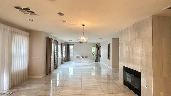 Building Photo - 5273 Candlespice Way