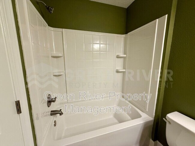 Building Photo - 4019 Cormorant Ln