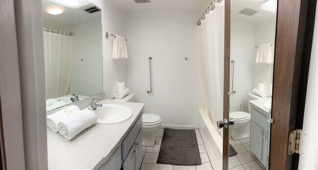 Building Photo - 11352 Summerwinds Ct