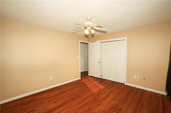 Building Photo - 804 NW 8 St