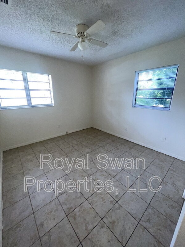 Building Photo - 1222 Woodland Ave