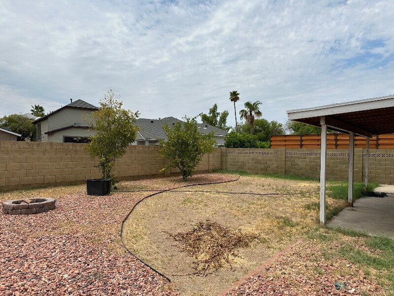 Building Photo - 2213 W Riviera Dr