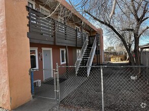 Building Photo - Albuquerque 4plex