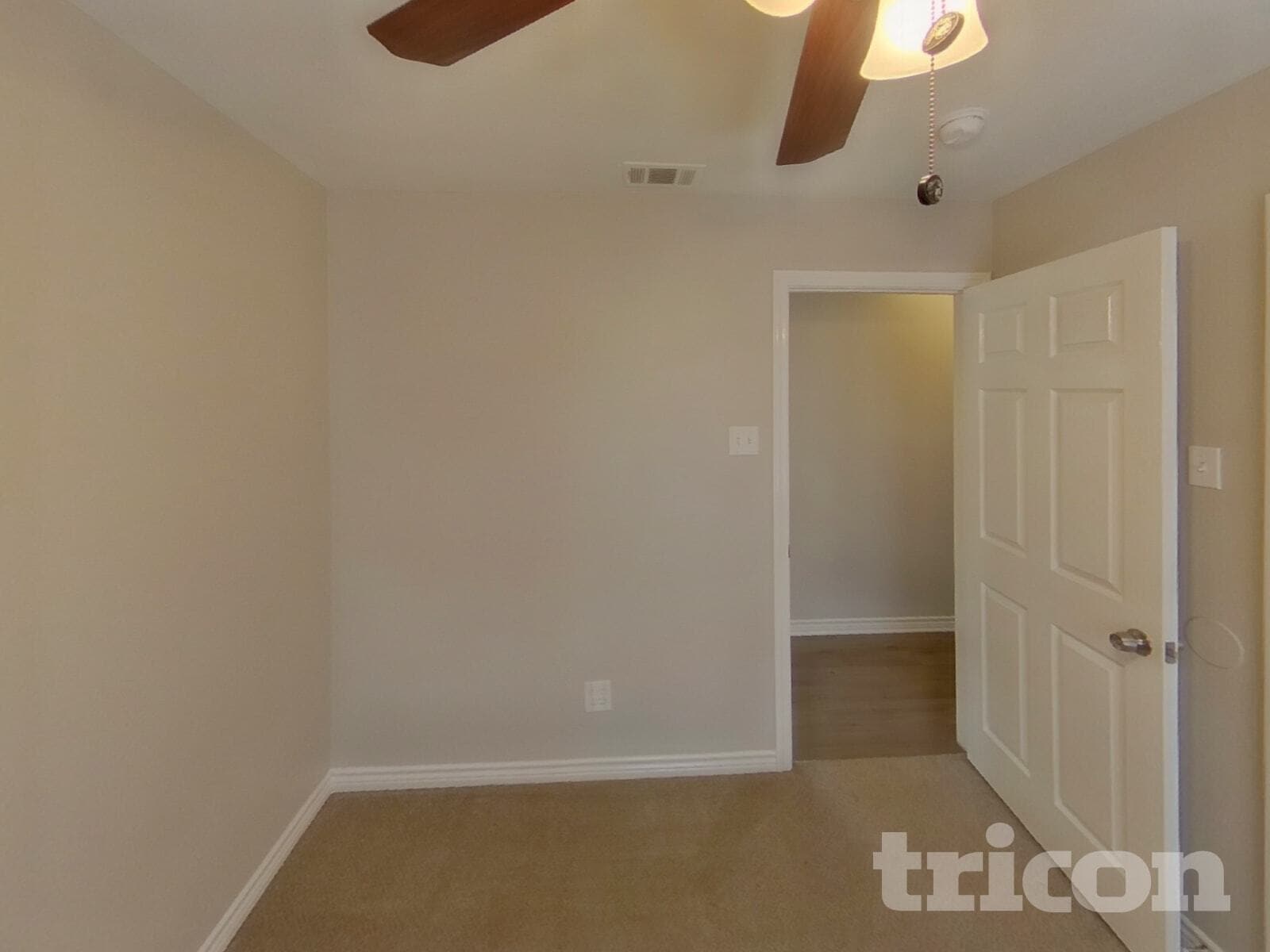 Building Photo - 185 Trout St