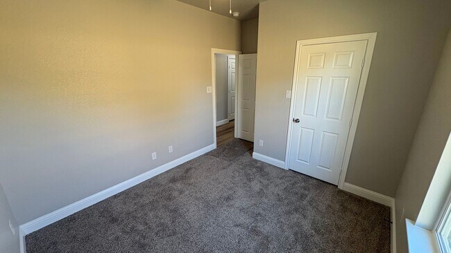 Building Photo - 3201 Bourland St