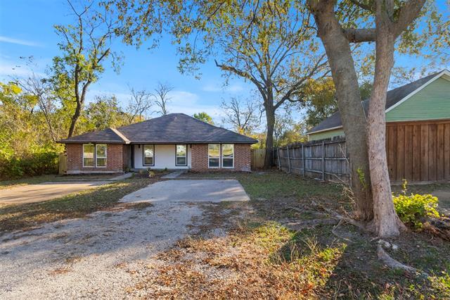 Building Photo - 412 N 5th St