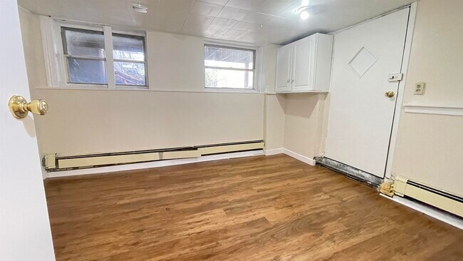 Building Photo - 94 South St