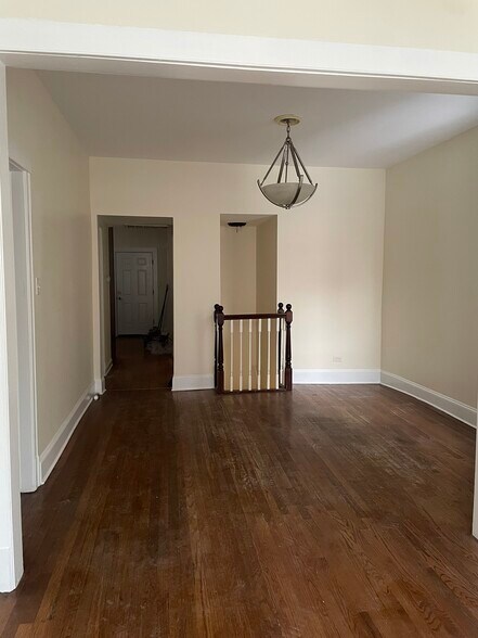 Building Photo - 2703 W Haddon Ave