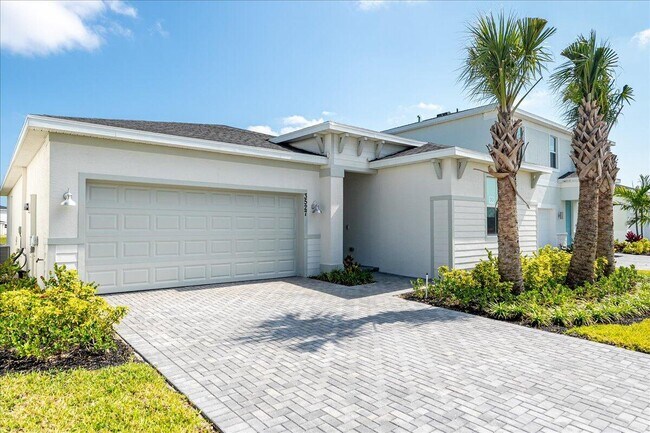 Building Photo - 3527 Angler Dr